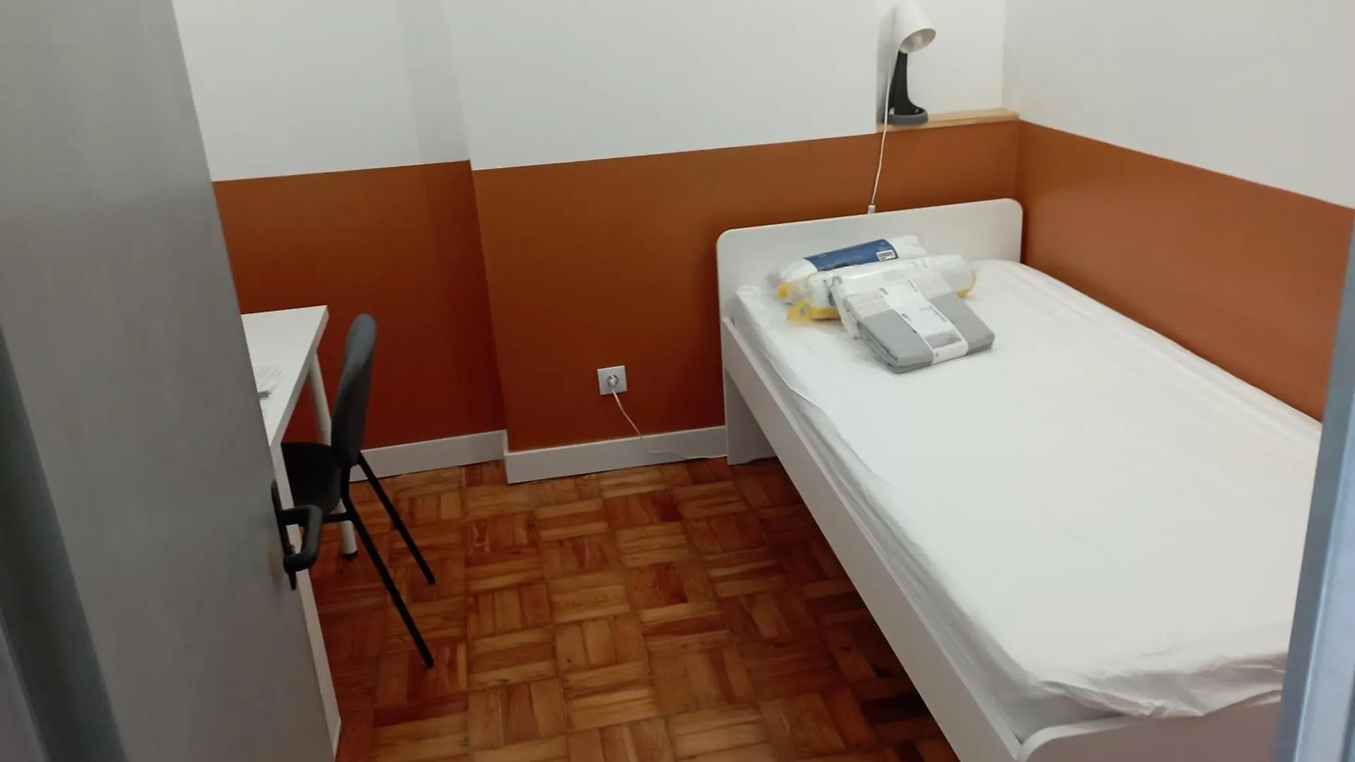 Home Carriche Lisbon Homestay